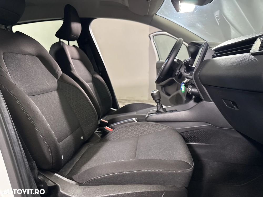 Renault Clio - 12