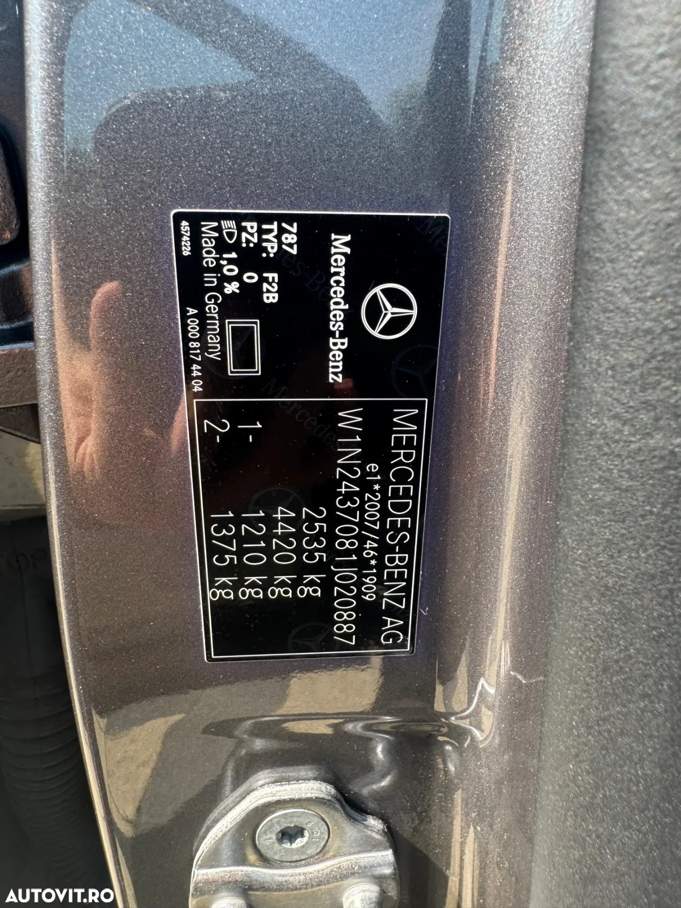 Mercedes-Benz EQA 300 4MATIC - 19