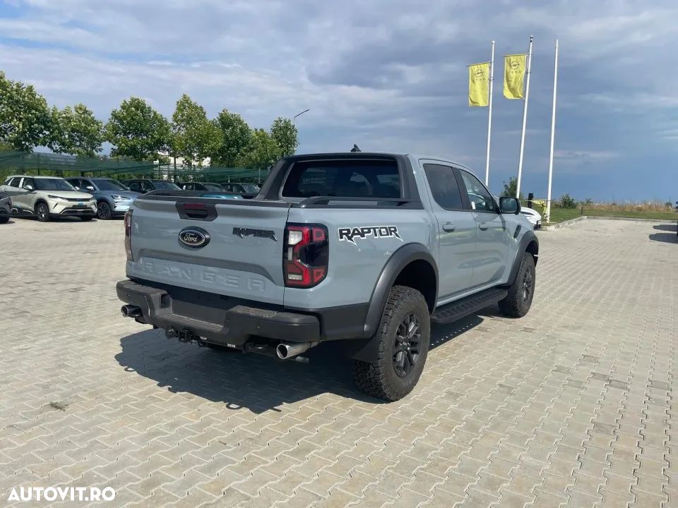 Ford Raptor - 3