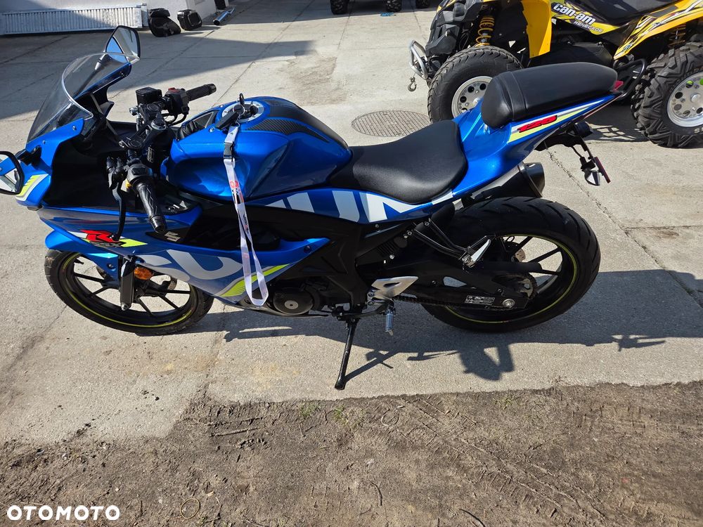 Suzuki GSX-R - 12