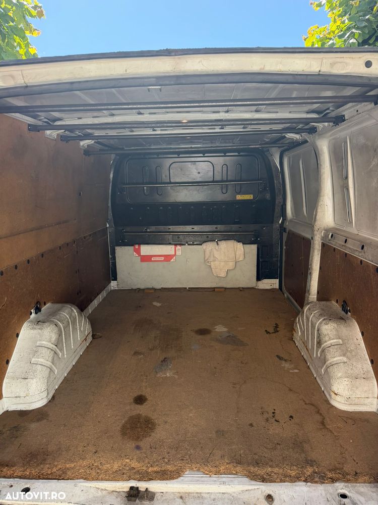 Ford Transit - 13