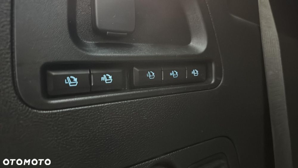 Ford S-Max 2.5 Hybrid Titanium CVT 7os - 22