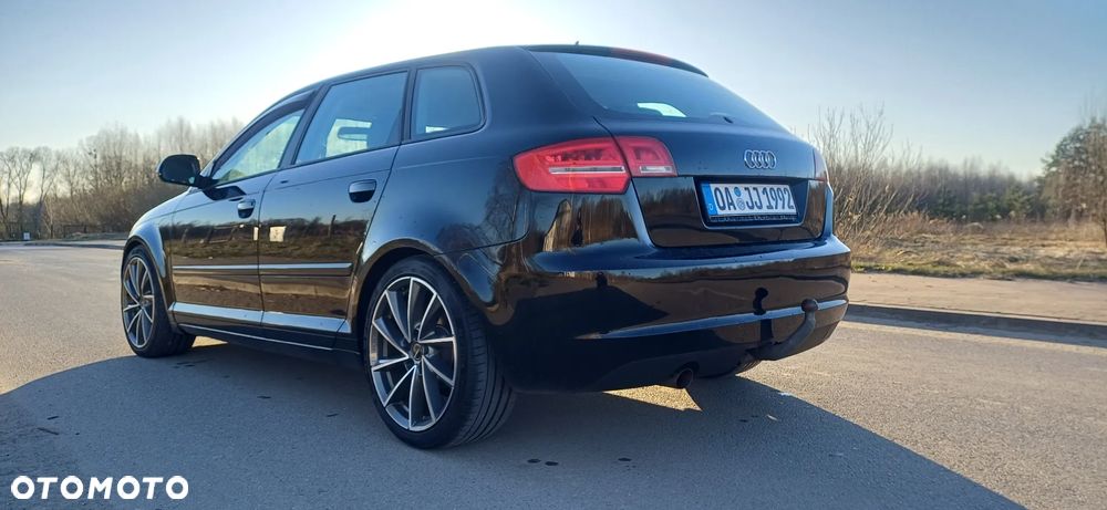 Audi A3 Sportback 2.0 TDI DPF Attraction - 3