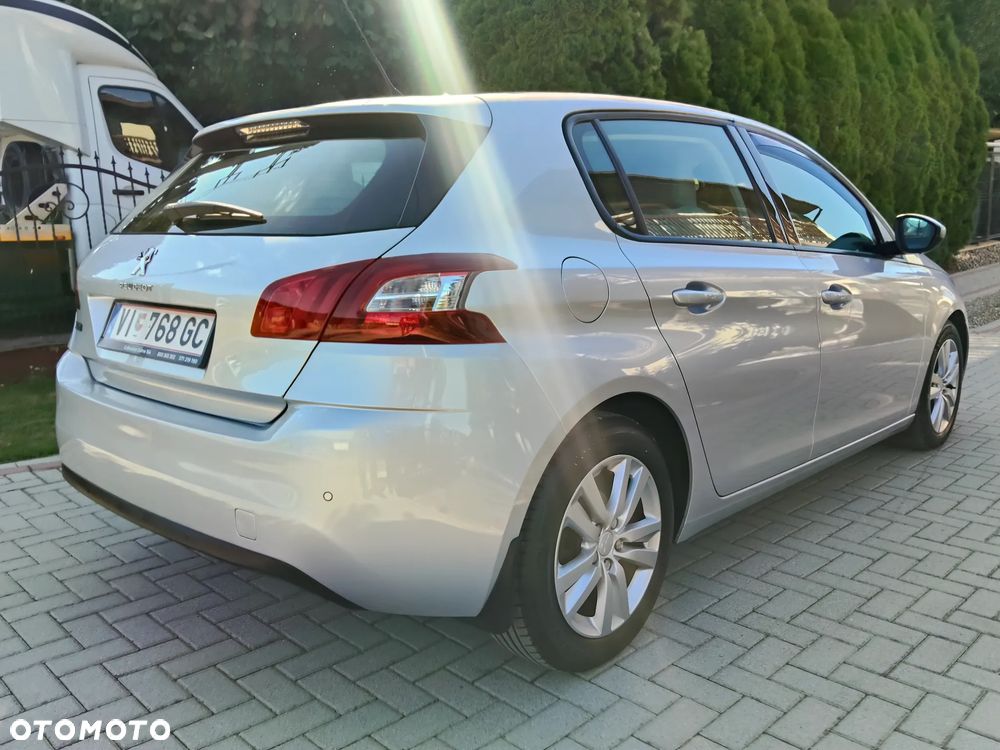 Peugeot 308 HDi FAP 92 Active - 11