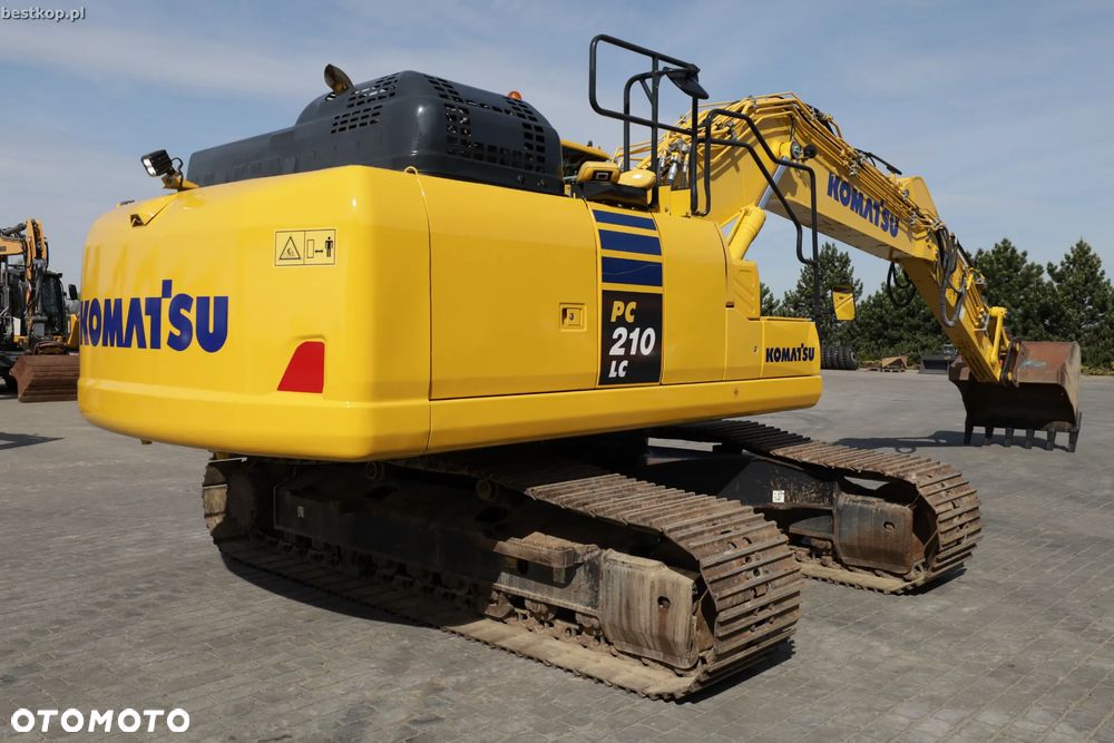 Komatsu PC210LC-11 - 36