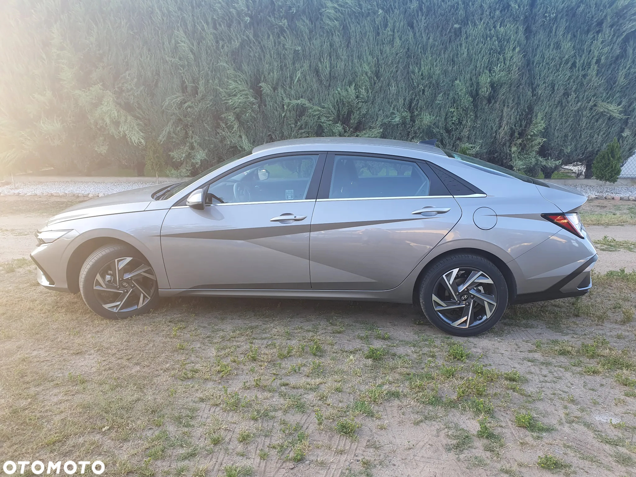 Hyundai Elantra 1.6 Smart CVT - 13