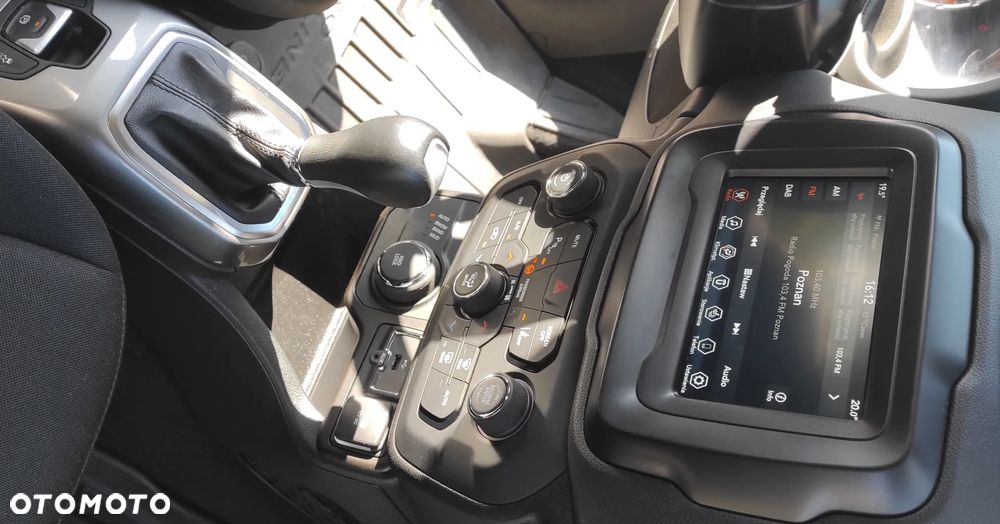 Jeep Renegade 1.3 GSE T4 Turbo Limited FWD S&S - 12