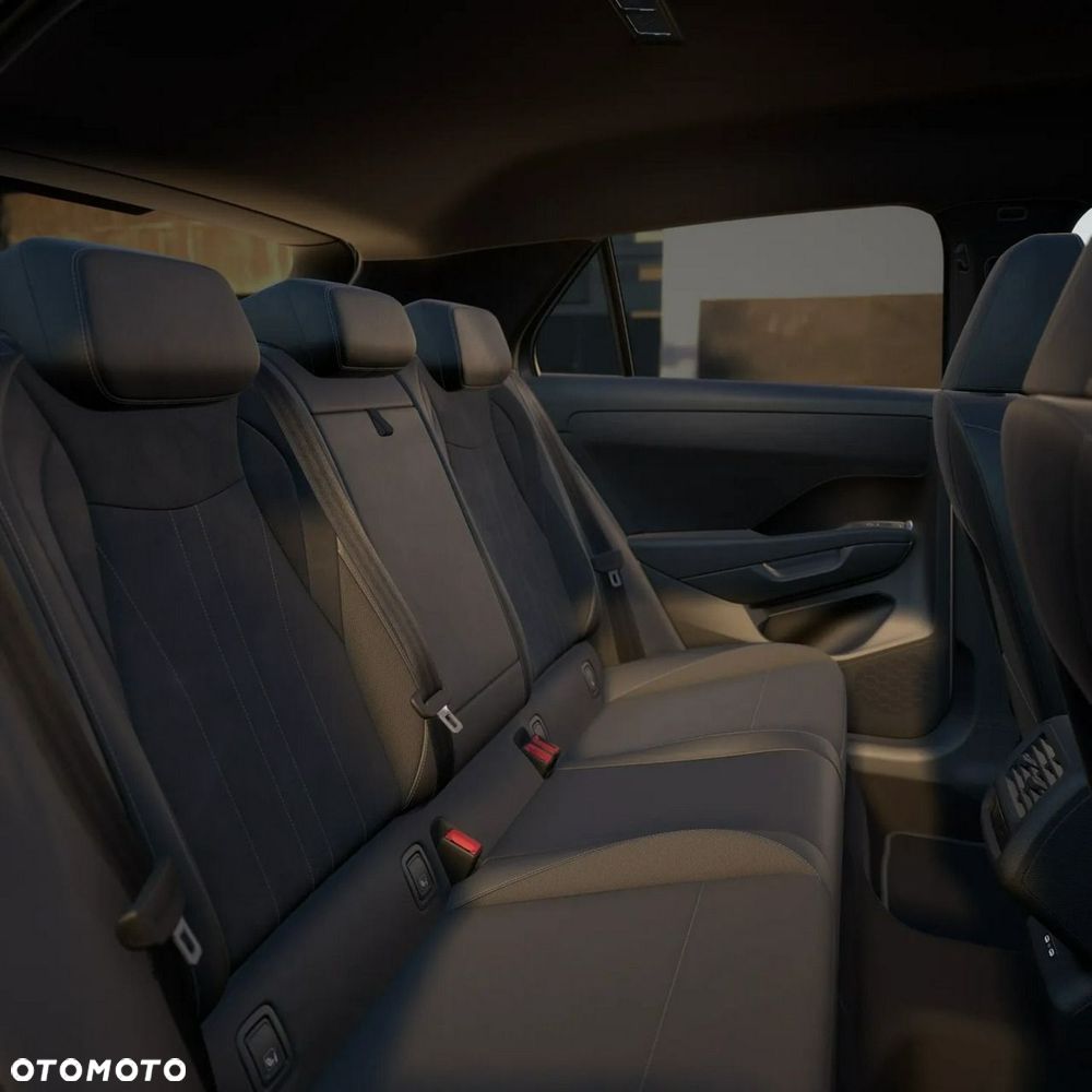 Volkswagen T-Roc - 14