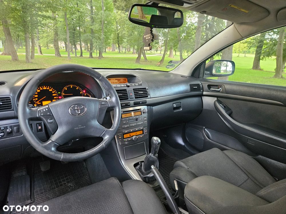 Toyota Avensis 2.0 D-4D Sol - 7