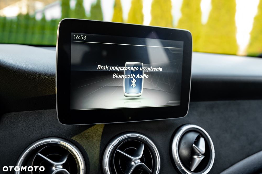 Mercedes-Benz CLA 250 AMG Line - 36