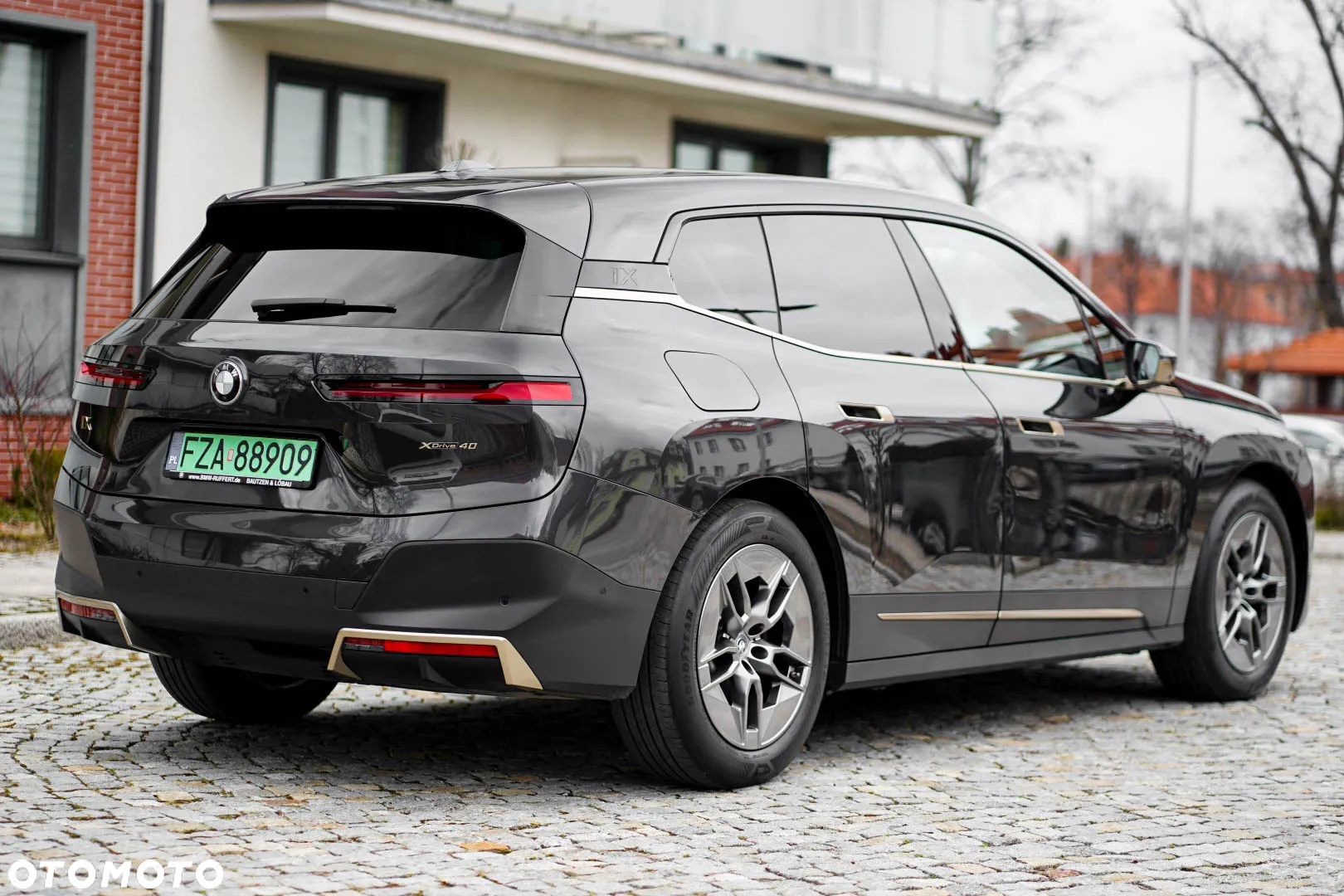 BMW iX xDrive40 - 4