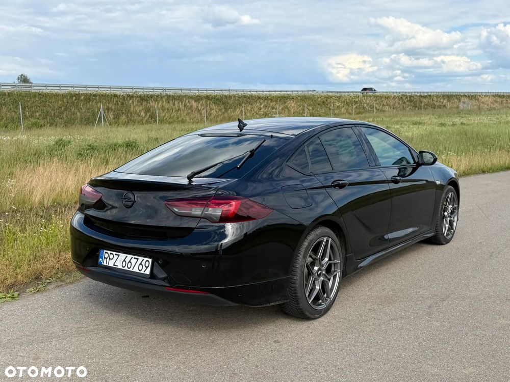 Opel Insignia CT 1.5 T Exclusive S&S - 8