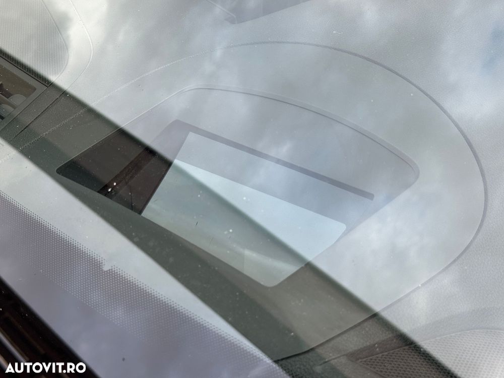 Audi A4 40 TDI S tronic S line - 36