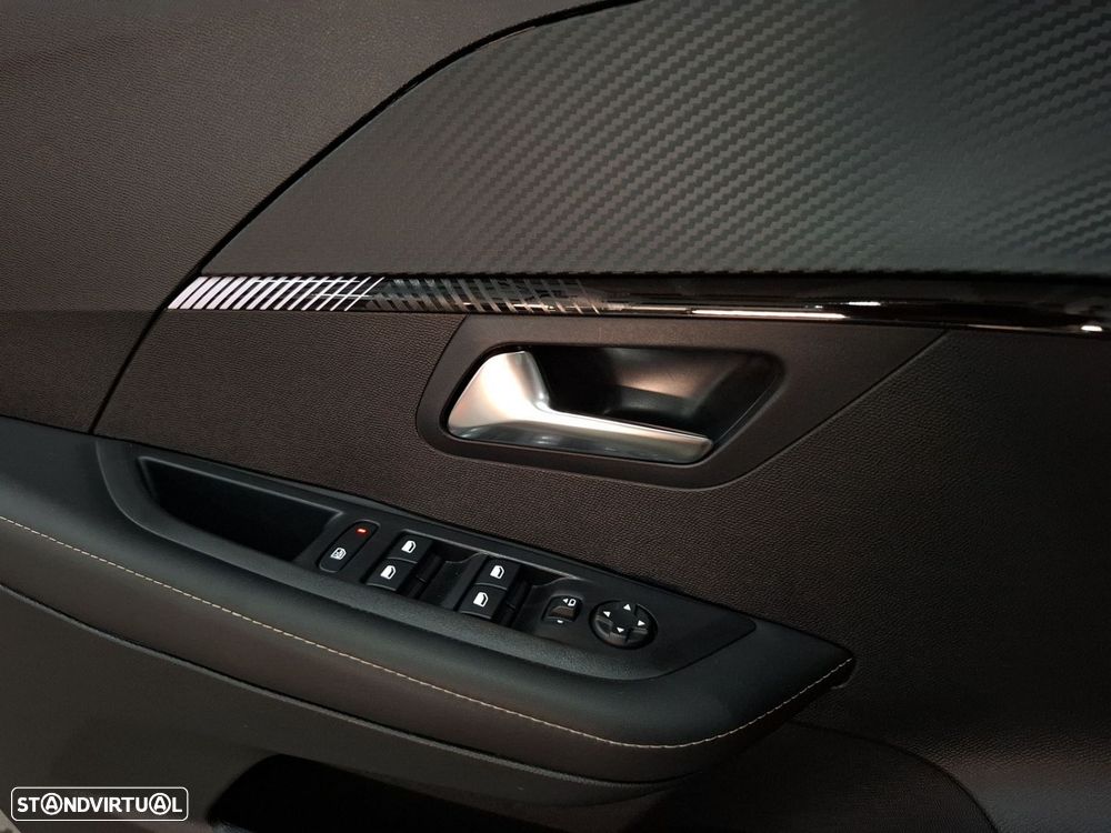 Peugeot 208 1.2 Hybrid Allure e-DCS6 - 23