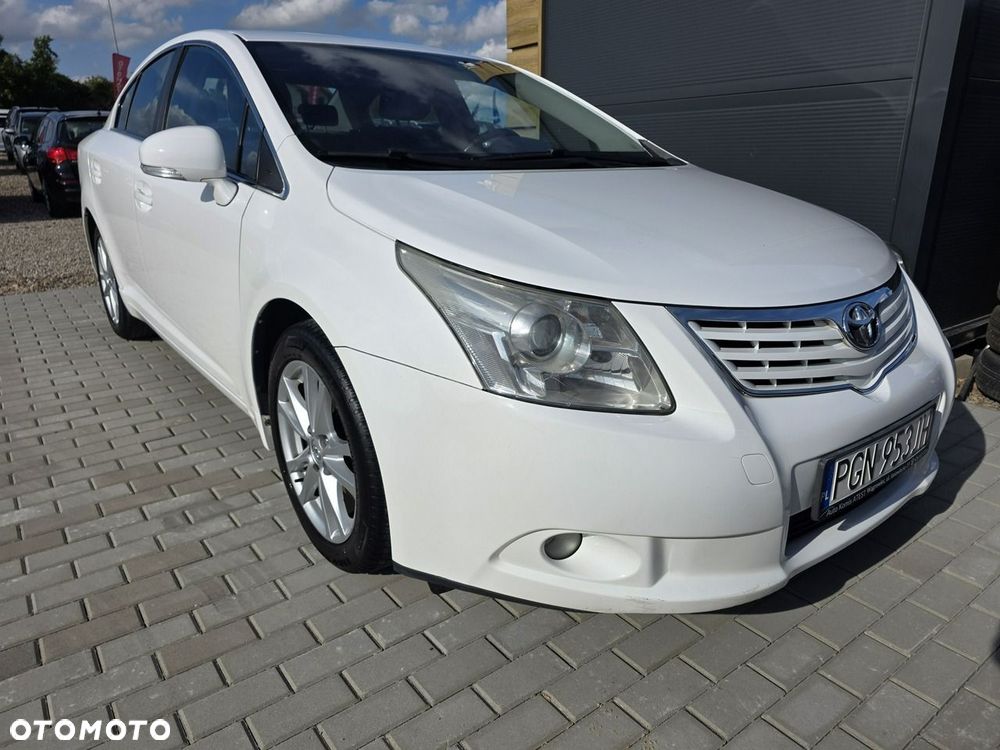 Toyota Avensis - 6