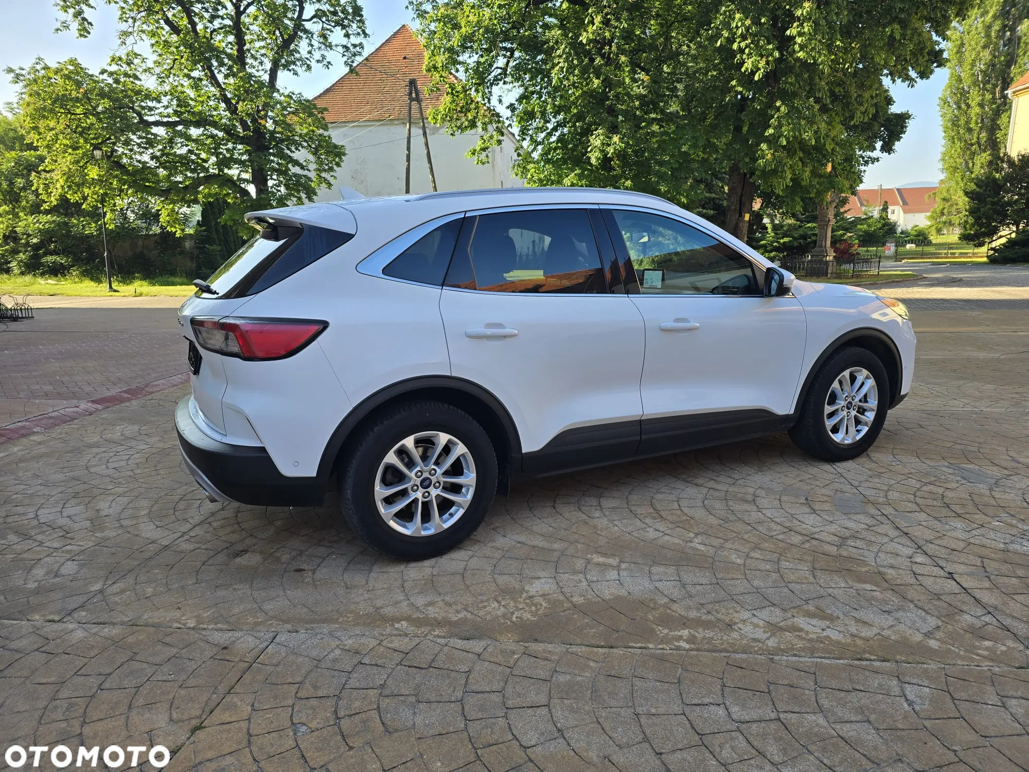 Ford Kuga 1.5 EcoBlue FWD Titanium - 23
