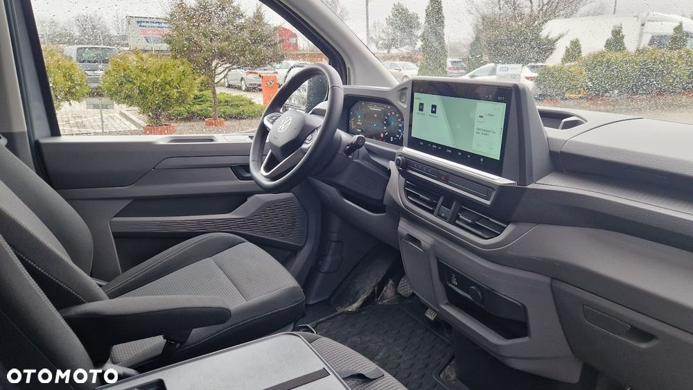 Volkswagen T7 Transporter - 12