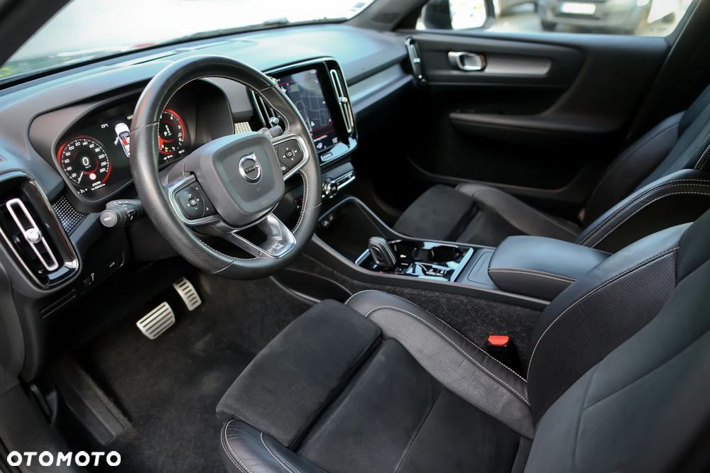 Volvo XC 40 D3 AWD Geartronic R-Design - 18
