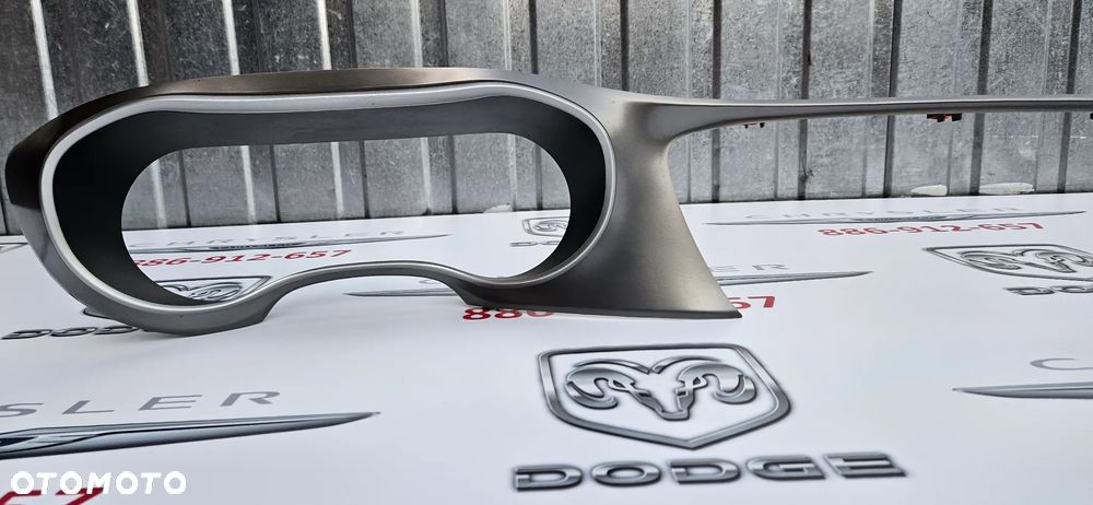 Chrysler Pacifica 2016- Listwa ozdobna kokpitu Dekor deski rozdzielczej Ramka licznika 627609874 61868AF - 5