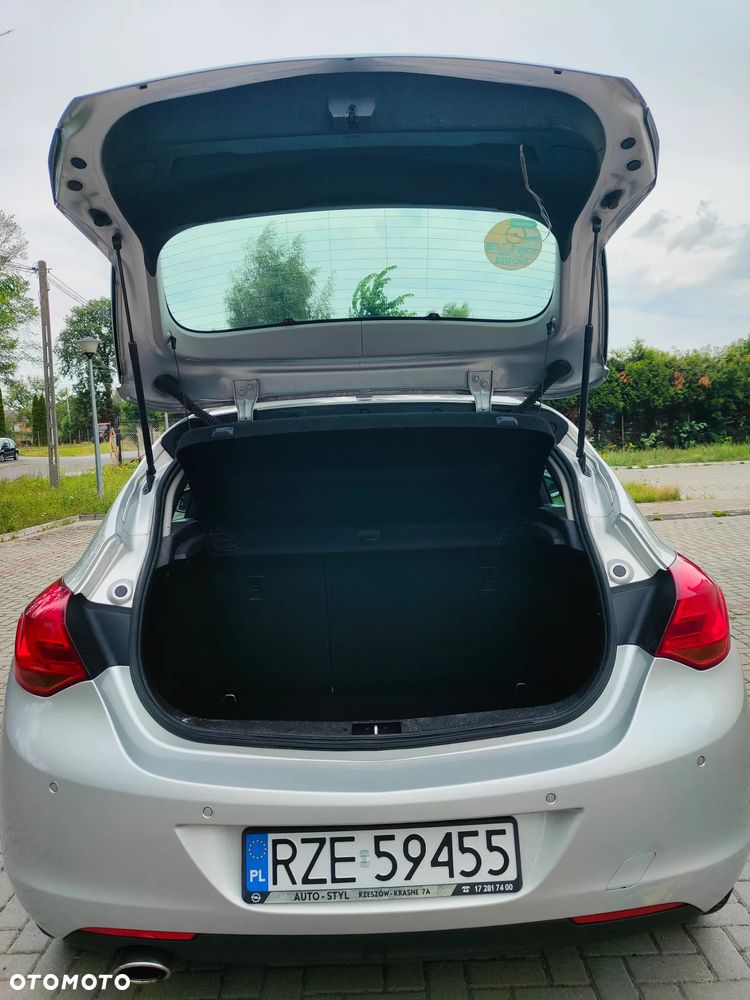 Opel Astra 1.4 Turbo - 8