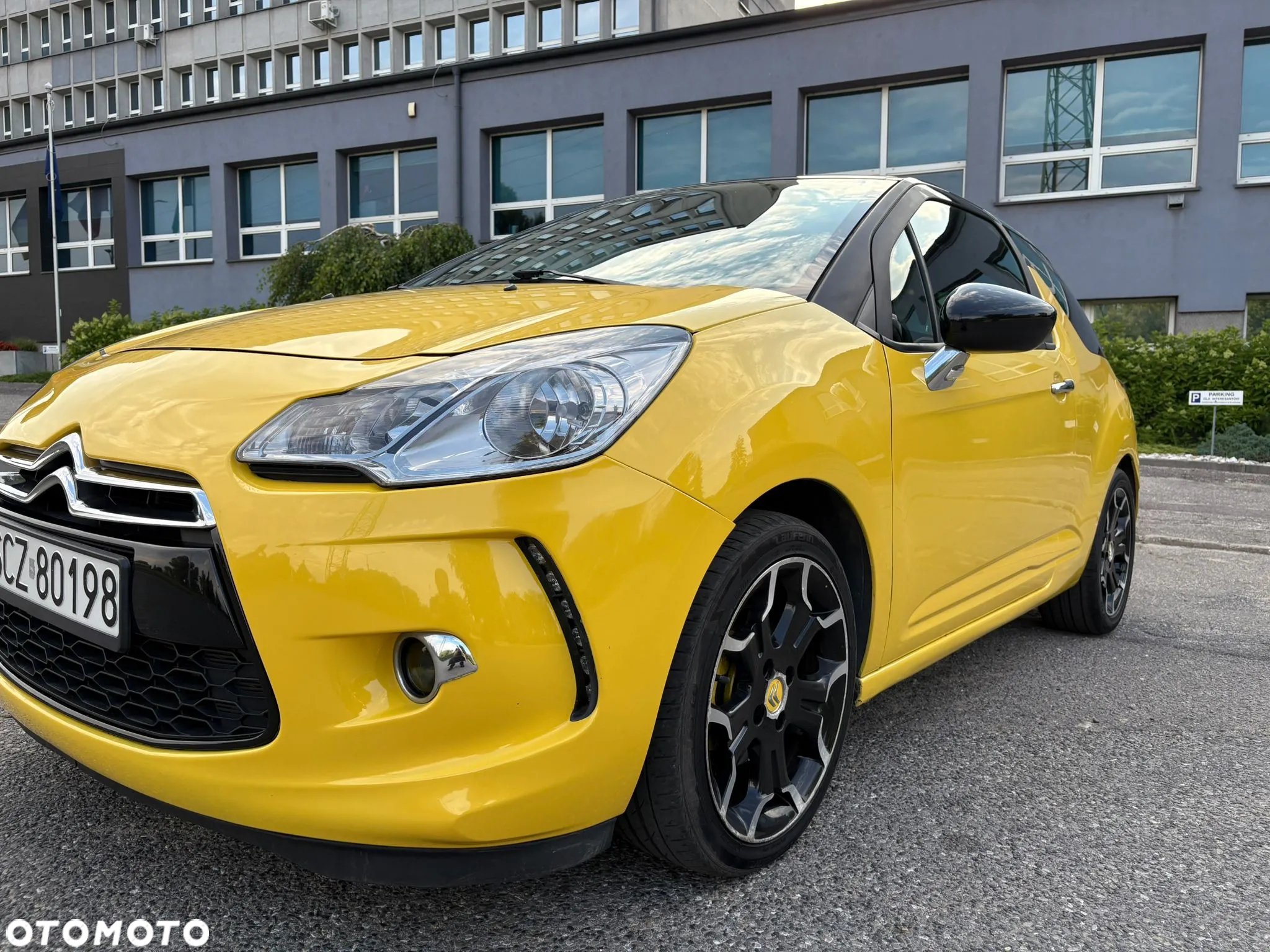 Citroën DS3 1.6 VTi SoChic - 2