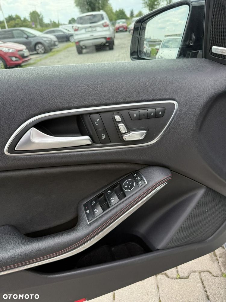 Mercedes-Benz Klasa A AMG 45 4Matic AMG Speedshift 7G-DCT - 20