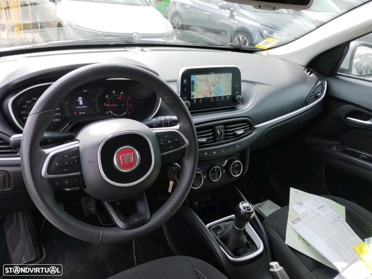 Fiat Tipo Station Wagon 1.3 M-Jet Lounge - 7