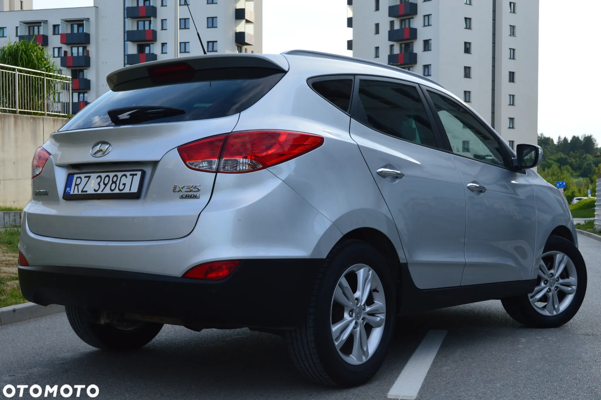 Hyundai ix35 1.7 CRDi 2WD blue Finale Silver - 16