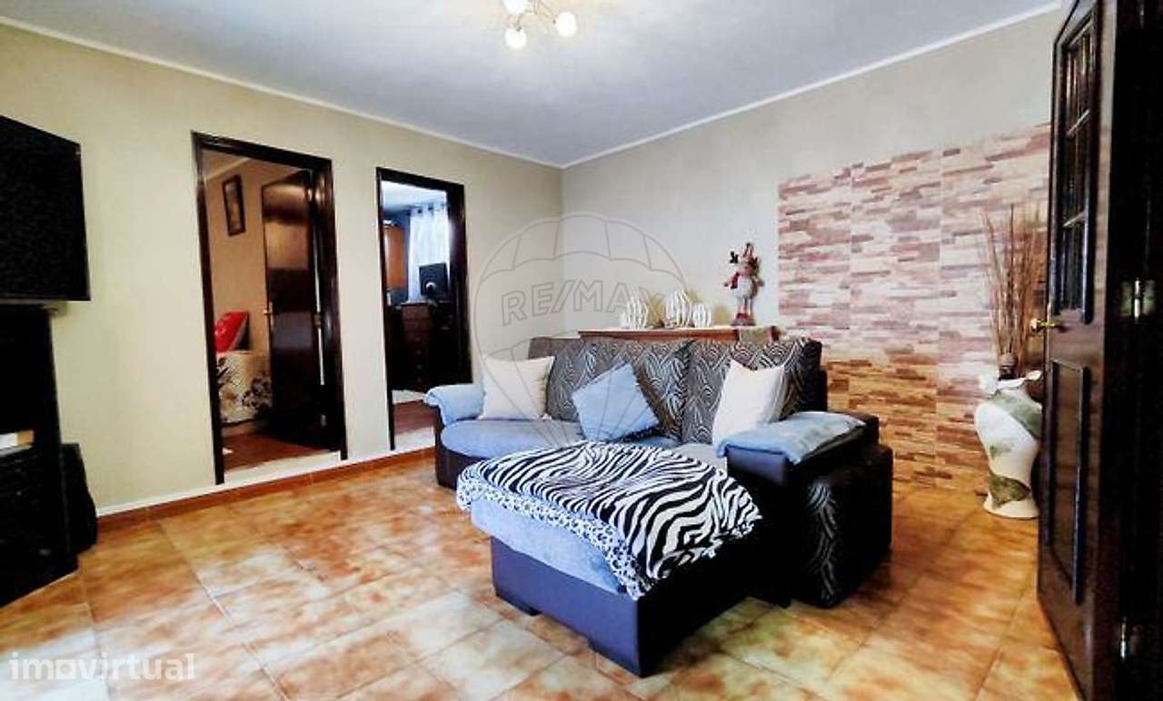 Moradia T2 para venda - Grande imagem: 3/9