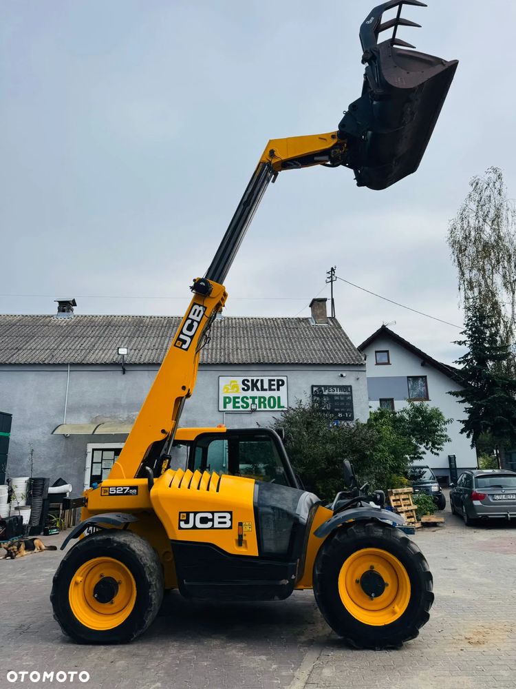 JCB 527-58 AGRI PLUS - 10