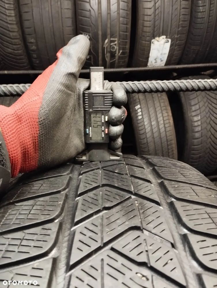 245 45 20 Pirelli Scorpion Winter 103 V XL - 4