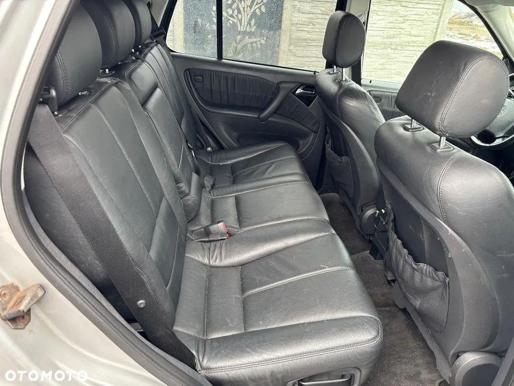 Mercedes-Benz ML 55 AMG - 15