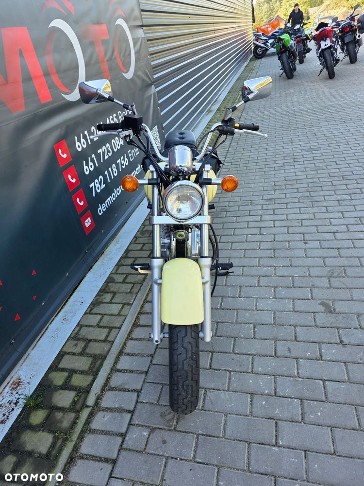 Suzuki GZ - 17