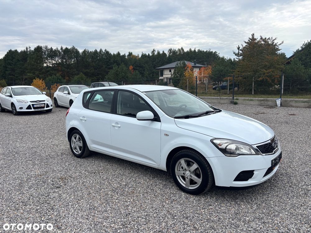 Kia Ceed 1.4 CVVT Attract - 10