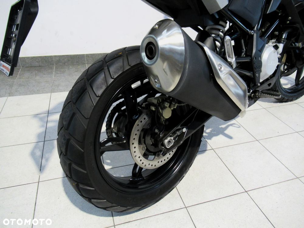 BMW G - 24