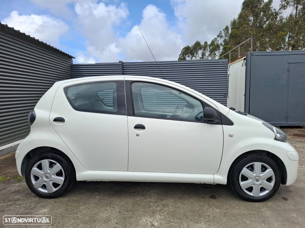 Toyota Aygo 1.0 - 6