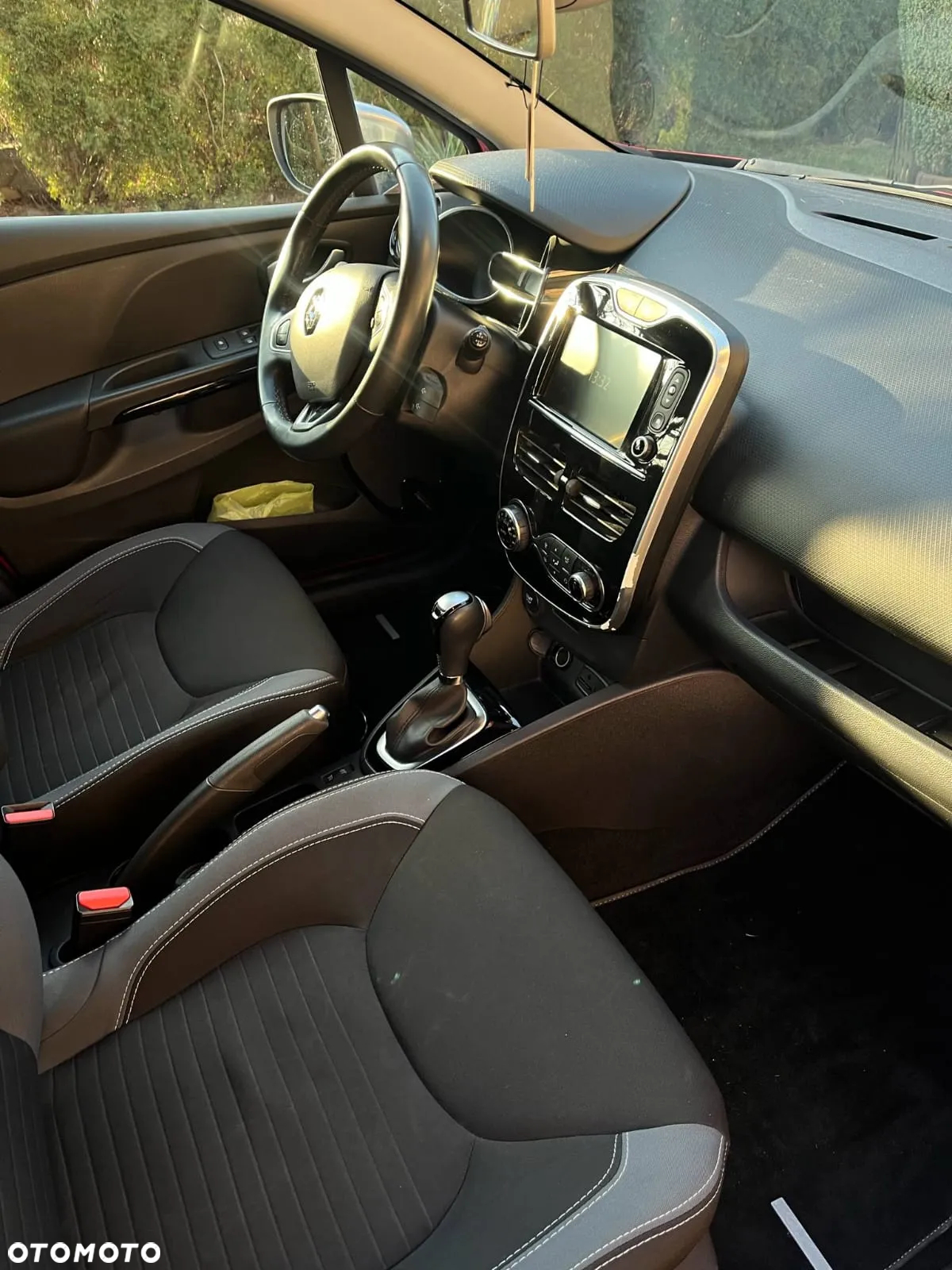 Renault Clio Grandtour dCi 90 EDC Limited - 8