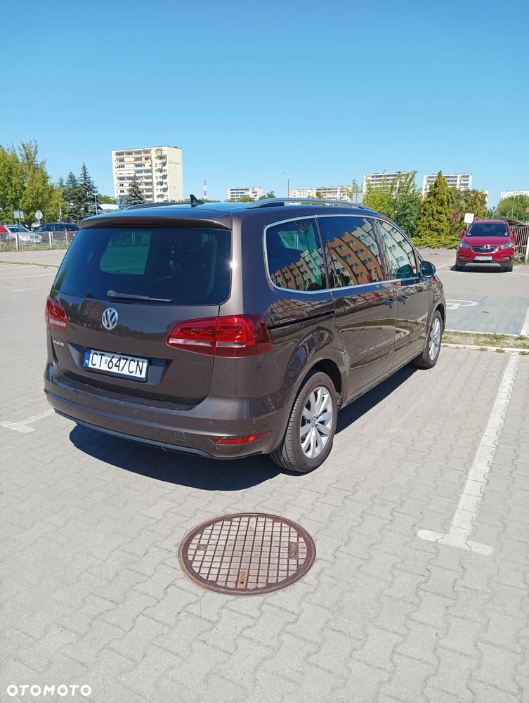 Volkswagen Sharan 2.0 TDI (BlueMotion Technology) Highline - 17