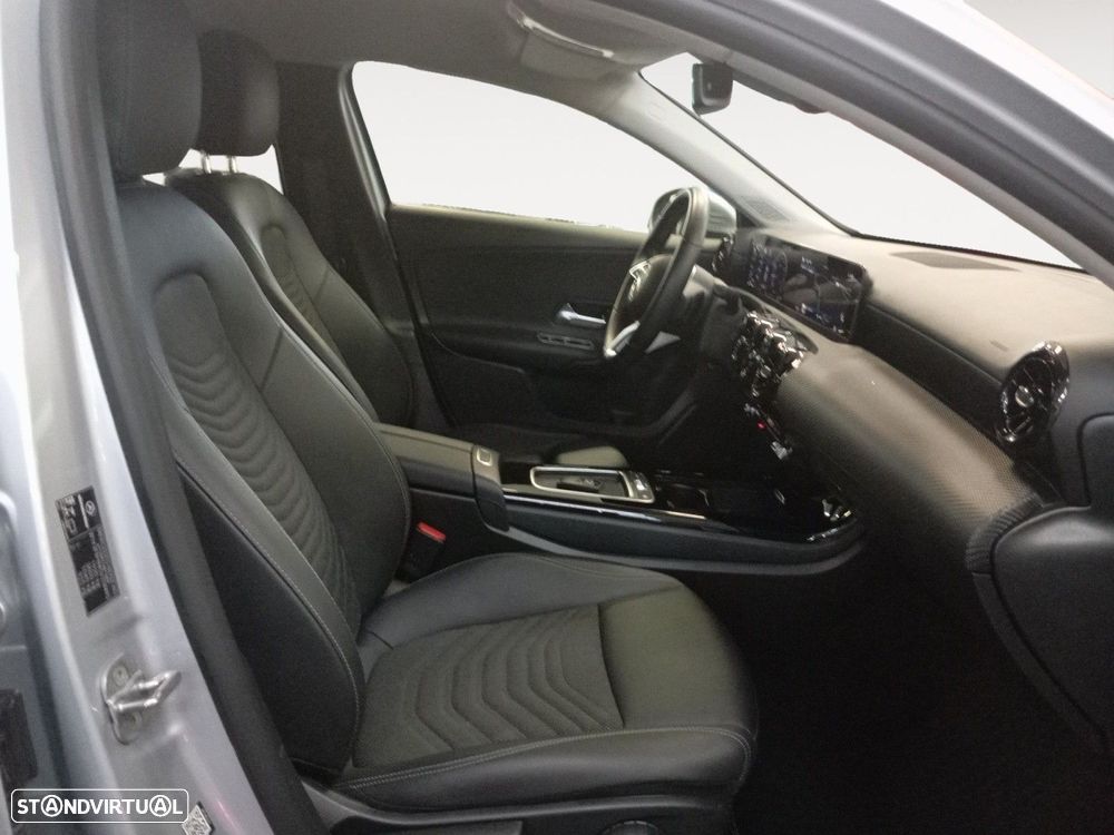 Mercedes-Benz A 200 Standard - 15