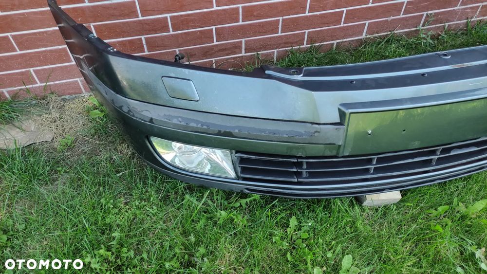 Zderzak przedni Skoda Octavia II kombi kod: 9901 - 12
