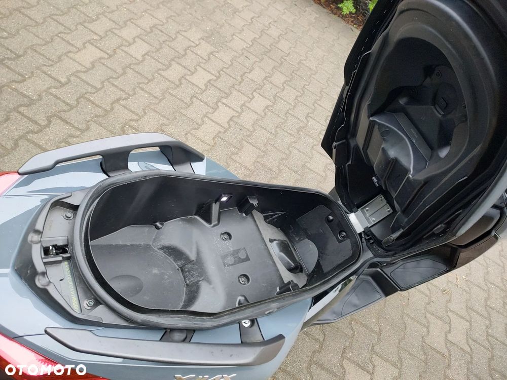 Yamaha X-max - 14