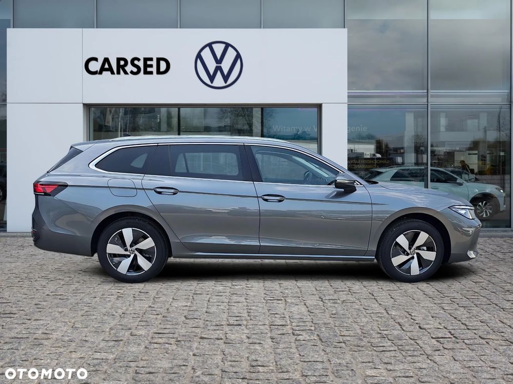 Volkswagen Passat - 9
