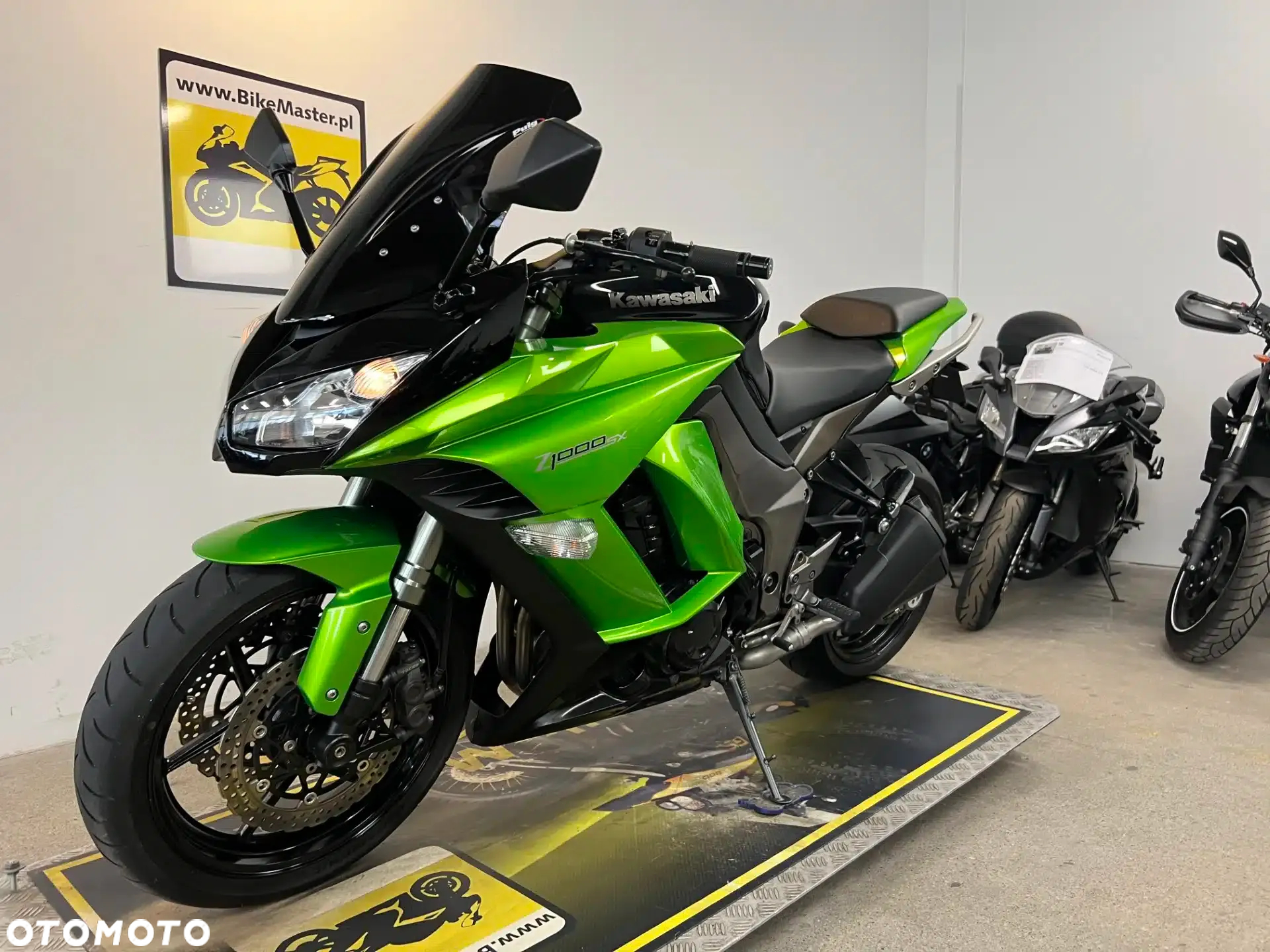 Kawasaki Z - 4