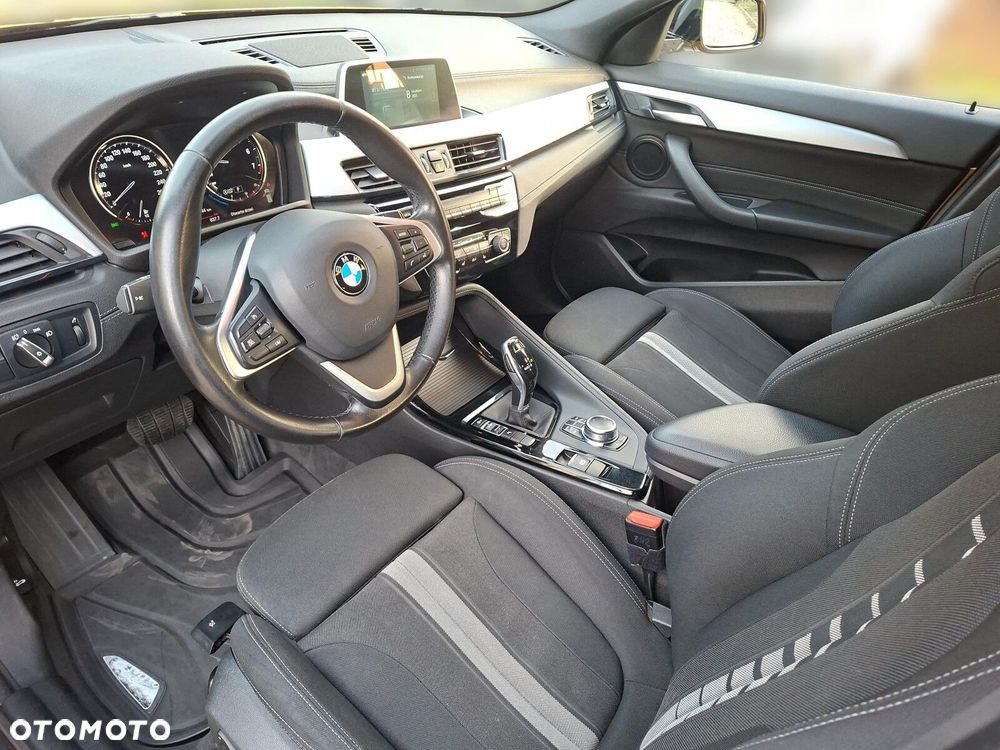 BMW X2 sDrive20i Advantage - 10