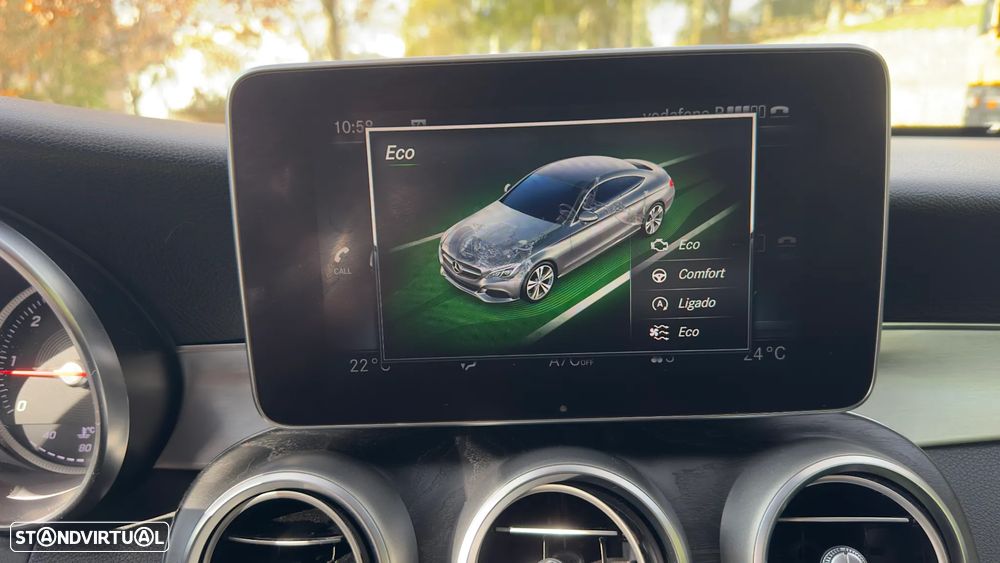 Mercedes-Benz C 220 d Coupe 9G-TRONIC AMG Line - 11