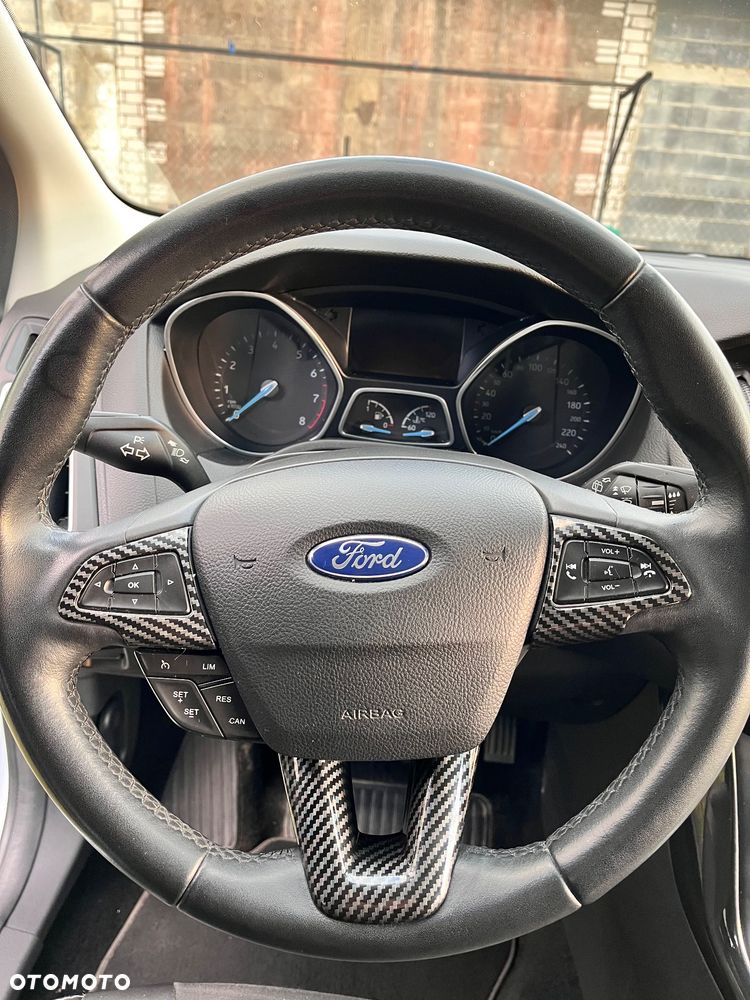 Ford Focus 1.0 EcoBoost Titanium ASS - 14