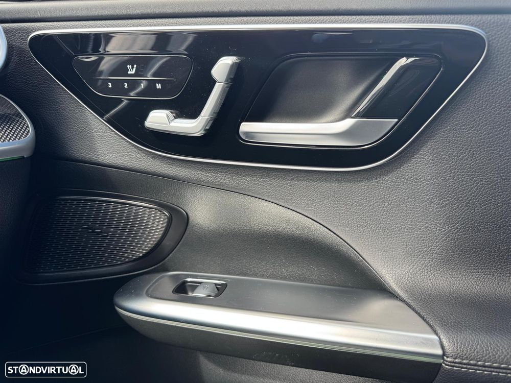Mercedes-Benz C 300 d AMG Line - 27