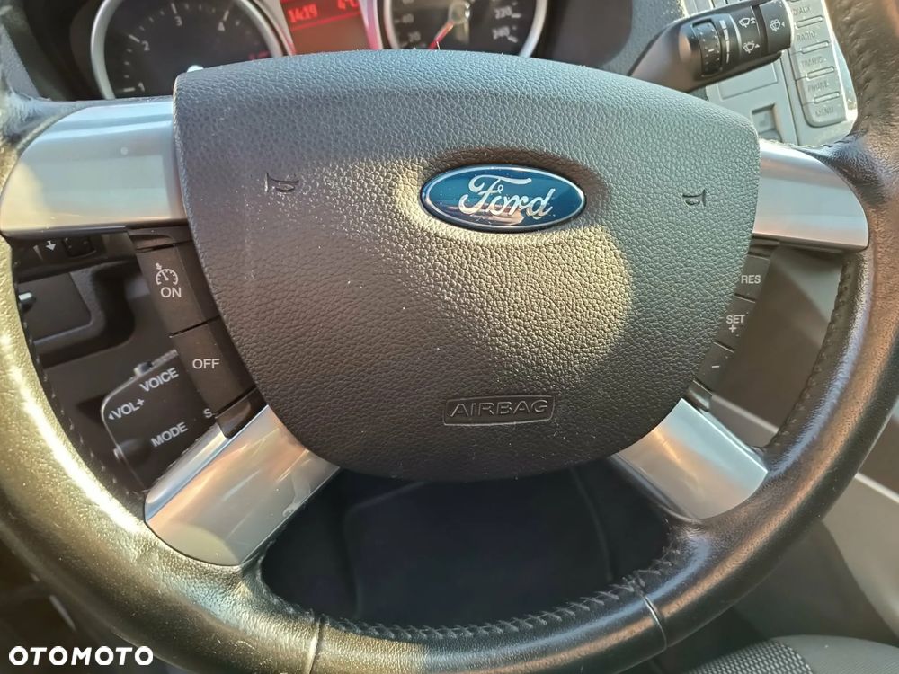Ford Kuga 2.0 TDCi 4WD Titanium - 9