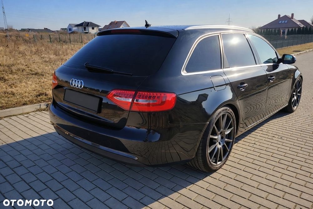 Audi A4 Avant 2.0 TDI S tronic - 2