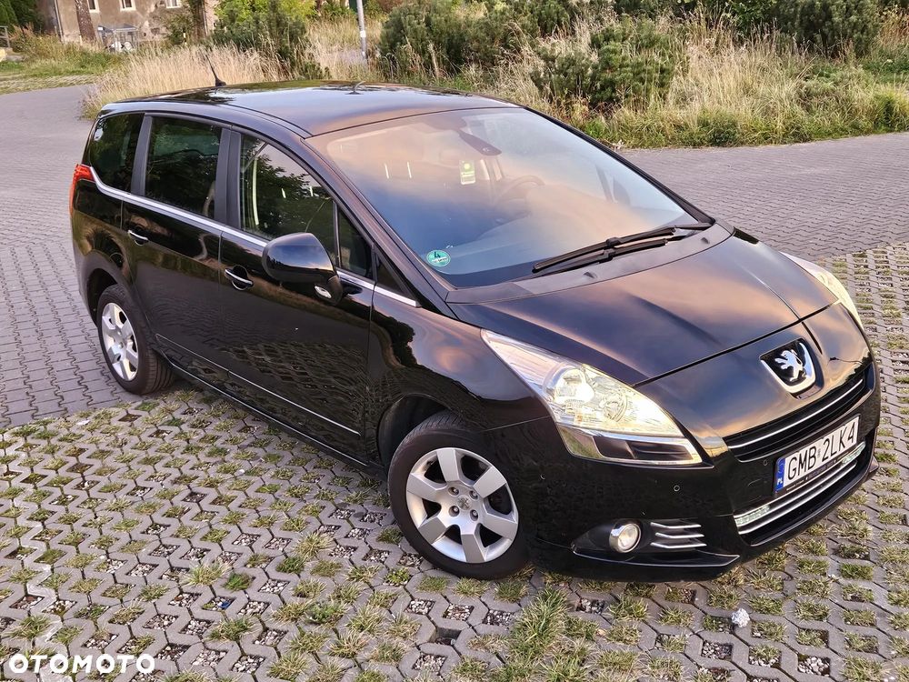 Peugeot 5008 2010 photo 5